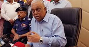 স্বরাষ্ট্রমন্ত্রী বলছেন কোটা সংস্কার আন্দোলনে কত মানুষ মারা গেছে