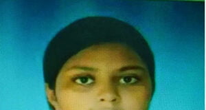 আফিয়ার লাশ ক্লাসরুমে ফ্যানের সাথে ঝুলছিল।