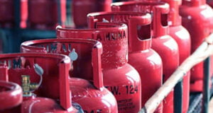 বিকেলে এলপিজির নতুন দাম ঘোষণা করা হবে