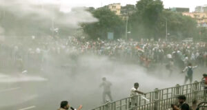উত্তাল পশ্চিমবঙ্গে শিক্ষার্থী ও পুলিশের মধ্যে ব্যাপক সংঘর্ষ