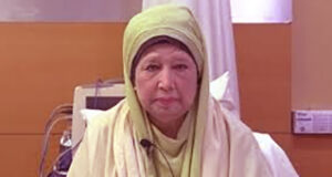 ৭ বছর পর জনসম্মুখে খালেদা জিয়া