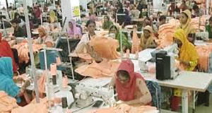 পোশাক শিল্পে কোটা আন্দোলন কী প্রভাব ফেলেছে?