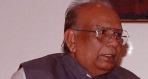 রমেশ চন্দ্র সেনকে পানিসম্পদ মন্ত্রী আটক