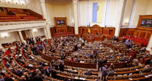 রাশিয়ার সঙ্গে চলমান যুদ্ধের মধ্যে ইউক্রেনের ৫ মন্ত্রীর পদত্যাগ