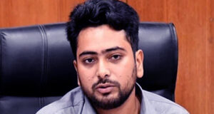 গণহত্যার উসকানিদাতাদেরও বিচারের মুখোমুখি করা হবে : তথ্য উপদেষ্টা