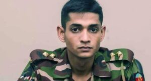 অভিযানকালে সেনাবাহিনীর লেফটেন্যান্ট তানজিম ডাকাতদের গুলিতে নিহত