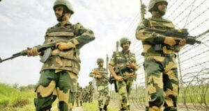 বিএসএফের গুলিতে বাংলাদেশি কিশোর নিহত ও দুইজন আহত হয়েছে