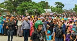 কারফিউ ভেঙে বিক্ষোভ উত্তাল মণিপুর