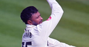 ৯ উইকেট সাকিবের সারের অভিষেকেই