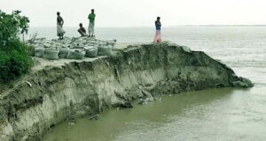 টানা বর্ষণে সিরাজগঞ্জের যমুনার পানি বাড়ছে