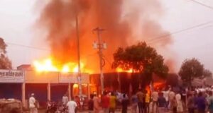 সুনামগঞ্জে রাধানগর পয়েন্টে গ্যাস সিলিন্ডারের গুদামে আগুন