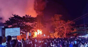 বাসচাপায় বরিশাল বিশ্ববিদ্যালয়ের এক শিক্ষার্থী নিহত, মহাসড়ক অবরোধ