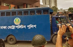 সচিবালয়ে প্রবেশ করা ৫৩ শিক্ষার্থীকে আটক করা হয়েছে