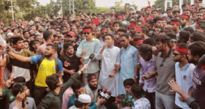 বৃহস্পতিবারের মধ্যে ছাত্রলীগ নিষিদ্ধের আলটিমেটাম