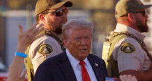 ট্রাম্পকে তৃতীয় দফায় হত্যার প্রচেষ্টা ,বন্দুকসহ আটক ১