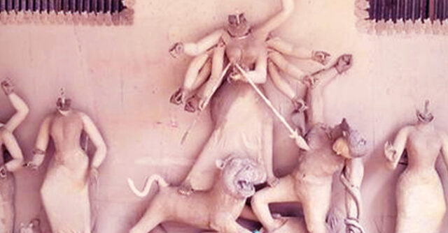 প্রতিমা ভাঙচুর