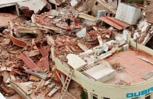 আর্জেন্টিনায় ধসে পড়ল ১০ তলা হোটেল নিহত ১, ধ্বংসস্তূপে আটকা ৯