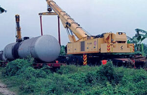 ১১ ঘণ্টা পর খুলনার সঙ্গে সারাদেশের রেল যোগাযোগ স্বাভাবিক