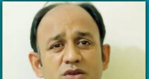 ব্যারিস্টার সুমনের ১০ দিনের রিমান্ড আবেদন করেছে পুলিশ।