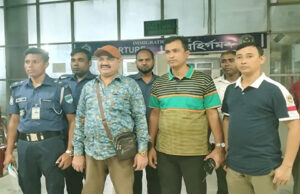 বেনাপোল দিয়ে ভারতে পালানোর সময় আওয়ামী লীগ নেতা আটক