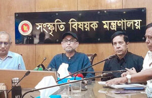 সোহরাওয়ার্দী উদ্যানেই বইমেলার অনুষ্ঠিত হবে: উপদেষ্টা ফারুকী