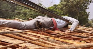 কুষ্টিয়ার দৌলতপুরে বিদ্যুৎস্পৃষ্টে এক যুবকের মৃত্যু হয়েছে