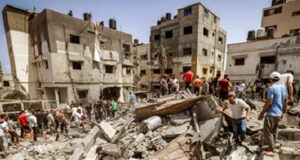 অবরুদ্ধ গাজায় ইসরায়েলি হামলায় আরও নিহত ২৮ ফিলিস্তিনি