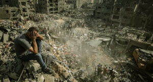 ইসরায়েলি হামলায় গাজায় আরও ৪৪ ফিলিস্তিনি নিহত