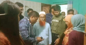 ঝালকাঠিতে সম্পত্তির জন্য বাবাকে ৮ দিন তালাবদ্ধ করে রাখলেন মেয়েরা