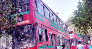 গাজীপুরে পিকনিকের বাসে বিদ্যুৎস্পৃষ্ট হয়ে তিন শিক্ষার্থীর মৃত্যু