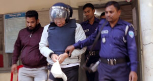 খাগড়াছড়ির আ.লীগ নেতা আশুতোষ চাকমা ৩ দিনের রিমান্ডে