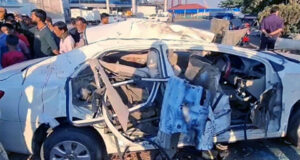 সাভারে ঢাকা-আরিচা মহাসড়কে প্রাইভেটকার-বাস সংঘর্ষে নিহত ৩