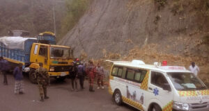 খাগড়াছড়িতে ট্রাকের চাকায় নিহত এক গুরুতর আহত একজন