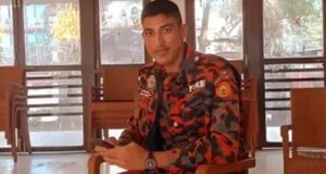 ফায়ারফাইটার নয়নের পরিবারকে স্বরাষ্ট্র মন্ত্রণালয়ের পক্ষ থেক পাঁচ লাখ টাকা সহায়তা প্রদান