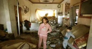 ইসরায়েলের হামলায় গাজায় আরও ৩২ ফিলিস্তিনি নিহত