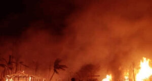 সেন্টমার্টিনে মধ্যরাতে ভয়াবহ আগুন : ৩ রিসোর্ট পুড়ে ছাই