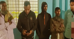 ফেনীতে যাত্রীবাহী বাস থেকে শিশুসহ ৭ রোহিঙ্গা আটক