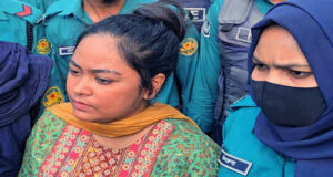সার্টিফিকেট নিতে এসে আটক হয়েছেন নিষিদ্ধ ছাত্রলীগ নেত্রী বৈশাখী