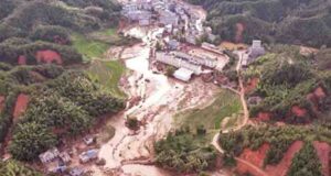 চীনে ভয়াবহ ভূমিধসে নিখোঁজ অন্তত ৩০