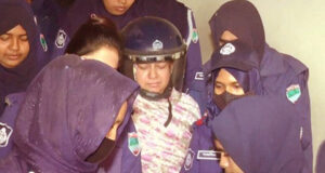 ৩ দিনের রিমান্ডে সাবেক মন্ত্রীর স্ত্রী মোনালিসা