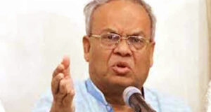 ছাত্রদল-ছাত্রশিবিরের রেষারেষি কাম্য নয়: রিজভী