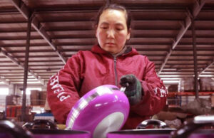 ট্রাম্পের শুল্ক আরোপের ফলে এশিয়ায় শেয়ারের দাম কমেছে