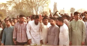 জাতীয় স্মৃতিসৌধে শ্রদ্ধা জানালেন জাতীয় নাগরিক পার্টি