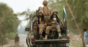 পাকিস্তানে সেনাবাহিনীর গাড়িতে বোমা বিস্ফোরণে ৫ সেনা নিহত