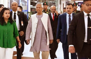 চীনের উদ্দেশে ঢাকা ছেড়েছেন প্রধান উপদেষ্টা