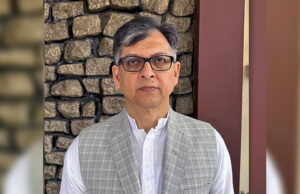 āϏāĻžāĻŽā§āĻĒā§āϰāϤāĻŋāĻ āĻāĻžāĻāĻā§āϰ-āϞā§āĻāĻĒāĻžāĻā§ āϏāϰāĻāĻžāϰ āĻ āĻāĻāύ āĻĒā§āϰāϝāĻŧā§āĻāĻāĻžāϰ⧠āϏāĻāϏā§āĻĨāĻžāϰ āĻŦā§āϝāϰā§āĻĨāϤāĻž āϏā§āĻĒāώā§āĻ: āϏāĻžāϞāĻžāĻšāĻāĻĻā§āĻĻāĻŋāύ