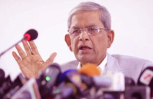 মির্জা ফখরুল কোন উপদেষ্টাদের অপসারণের দাবি জানিয়েছেন?