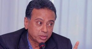 দেশ অনিশ্চয়তার দিকে এগিয়ে যাচ্ছে: আমীর খসরু মাহমুদ চৌধুরী