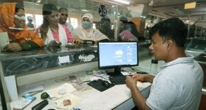 ১৭ এবং ২৪ মে ব্যাংক খোলা থাকবে