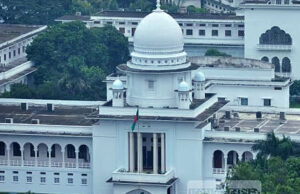 এনবিআর বিলুপ্তি: অধ্যাদেশের বৈধতা চ্যালেঞ্জ করে রিট আবেদন দাখিল